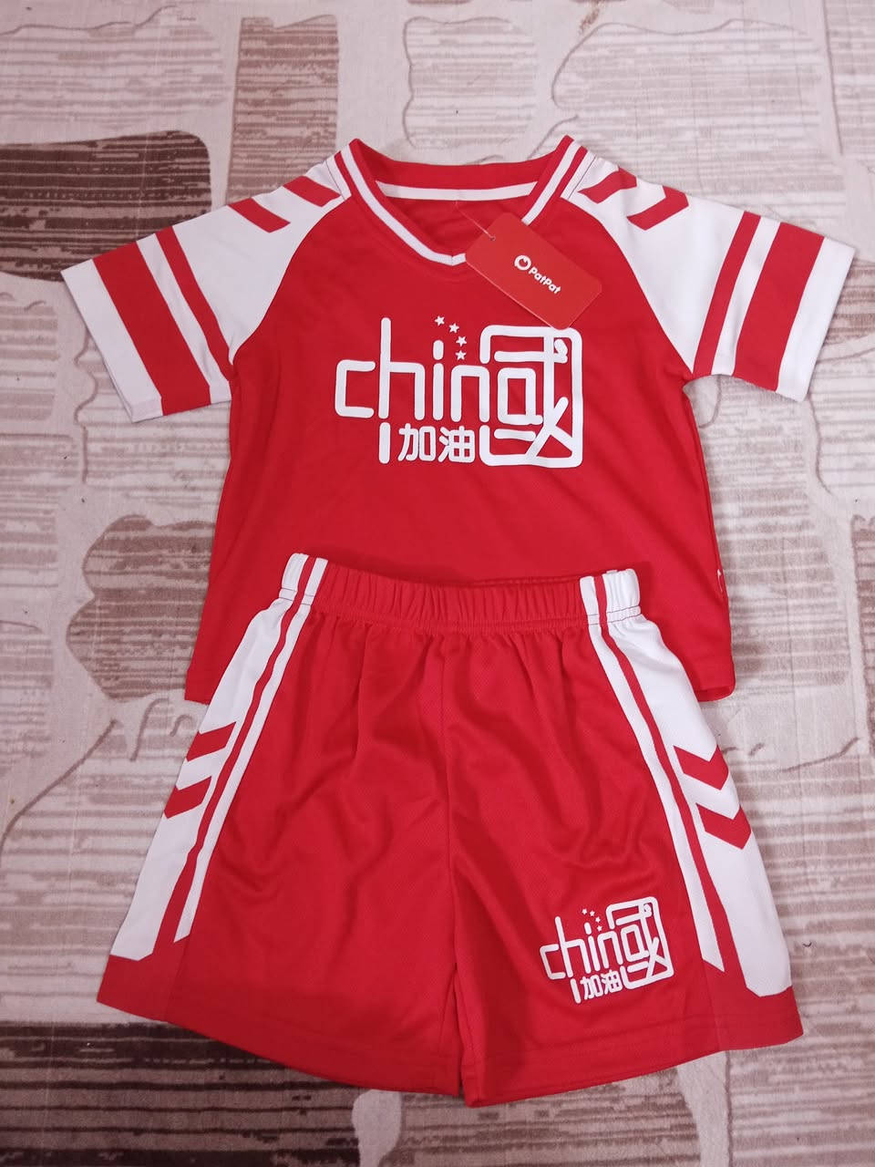 اللهم صل على محمد وآل محمد 
وصلت الوجبة الثانية من ملابس العيد للأطفال 
سعر 3 سيتات ب10 فقط


**إذا كنت صاحب هذا الإعلان وتريد حذفه لأي سبب، رجاءا أرسل رسالة إلى الدعم الفني**