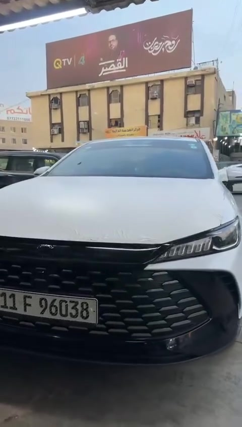 سلام عليكم ✨
چن بلاس 2025  ◼️
   رقم بغداد الدولي  ✨
تحويل او وكاله 
ماشيه 33  الف كلي 🤍
كلش جديده ونضيفه ✅
بيها ملاحضات كلش بسيطه 
مكانها بغداد الدوره 
للاستفسار ***********
