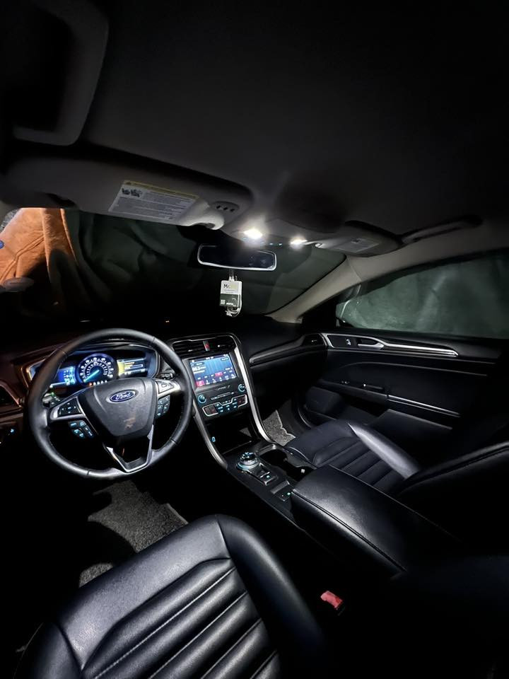 فؤرد ڤيوژشن 2019 نموونه له جواني 
مه كينه ي 1.5 تؤربؤ مواسه فات SEL
به سمه ، به سمه ي ده رگا 
، كؤدي سه ر ده رگا ، داتاشؤ ،
پيش و پشت حه ساس ، رادار ،
 راداري ئاوينه ، شاشه گه وره 
،دوو شاشه ناو گيچ ،ته حديد سورعه ، سوكان ڤؤليؤم ،
گير ماوس ، له ترا فيك ئه كوشيته وه ئه وتؤ هؤلد ، 
دوو گمه ي سپؤرت ، ته بريد له مس ، كوشن كاره با ،
ته بريد مه ركه  زي  

سه ياره كه يه ك جه مه له غي  لاي سايه قي بيشه وه
 بؤياخه بيناو بي ئه يرباگ 
گير و مه كينه و كاره بييات و ته قه و ره قه ي  به شه رت 
هه موو شتي بيلاديه  
سه ياره كه به ناوي خؤمه وه يه 
 75ميل رؤيشتووه 

ژمارەی مۆبایل 
 ***********
