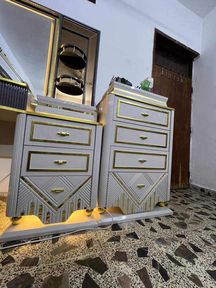 #فتح #نصب #صيانة 
كافة انواع غرف النوم  التركية
داخل الموصل 
*********** واتساب 
***********للاتصال
تم نصب هذه الغرفه في حي العربي 
وربط الاناره واظافة زواية حديد  للسرير للتقوية والامان
