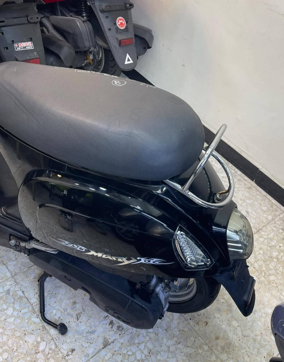 🫡السلام عليكم 🫡

كما عودناكم على القطع الجديدة والمميزة والحصرية لدى              

                        (معرض محمد الجبوري )

اليوم نعرض لكم دراجة كلاسيكية بتصميم جداً مميز وراقي 

                      (تحفة من تحف شركة كامكو )

                                   سرعة ١٢٠ 

                      ✅الدراجة بحالة الشركة ✅

العنوان/ بغداد/ الكريعات / شارع الكويتي/ قرب معرض سآلم للكهربائيات 

                           🌹اهلاً وسهلاً بكم 🌹

                           للتواصل/ ***********📞
@الجميع
