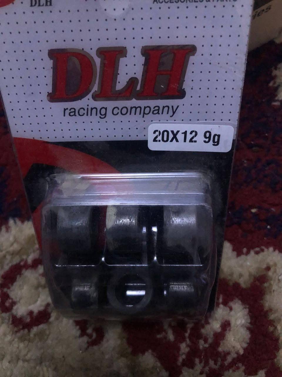 سلام عليكم ماكس ثعلب 140 شلعه ومعدل تخبل  ناقصها بس دشبول المكينه مفتوحه مبدل فقط ولفات اصليه تاخذها نكره سلف جاهزه للدلفري كابريتر مبدل جديد ميصرف بانزين ابد فيت بم جديد خرز 9 غرام جديده بنز كلج جديد بنزات جدد صالنصه رياضيه هواي تفصل اشاير لد كبل تاخذه صندوق دلفري جاهز تطلع دلفري ستانين اصليات  وبيها خير من الله كلوبات اصليات  الشواحن وبيها ضمان يوم كامل السعر 450 غير قابل للتفاوض وياها كابريتر مستخدم وخرز المكان بغداد الغزاليه تواصل ***********
