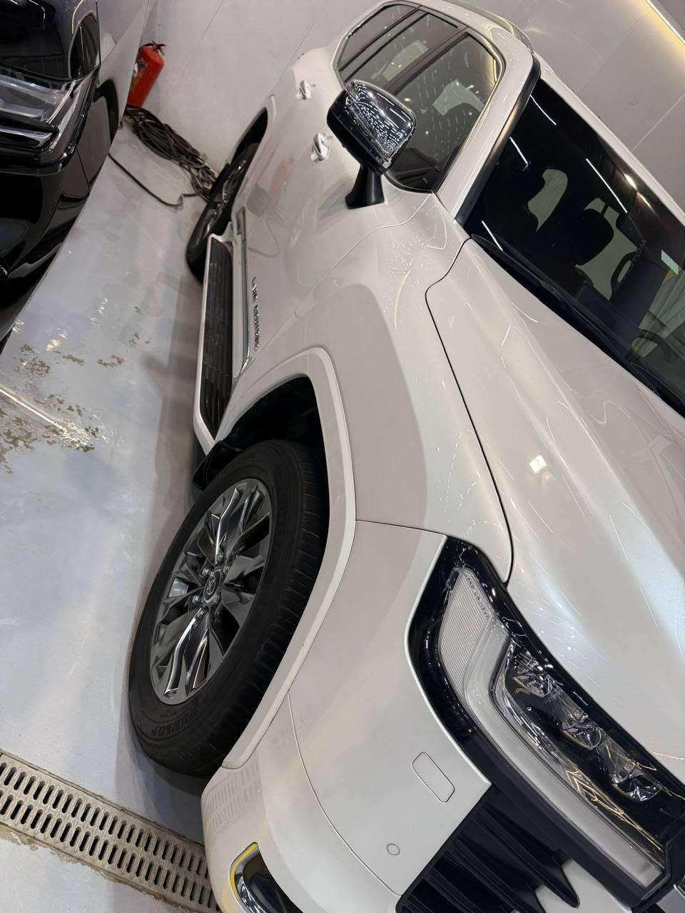 بسعر 77,000$

Toyota Land cruiser VX.R 2023
لاندكروز 2023

محرك 6 سلندر 3.5T توربو 
دفع رباعي 4wd

فوول مواصفات VX.R 
ماشية 40,000كم فقط

مكان السيارة قُرب بغداد قرب نفق الشرطة معرض الشهم
مرقم أربيل 

للإستفسار 
*********** إتصال أو واتساب
