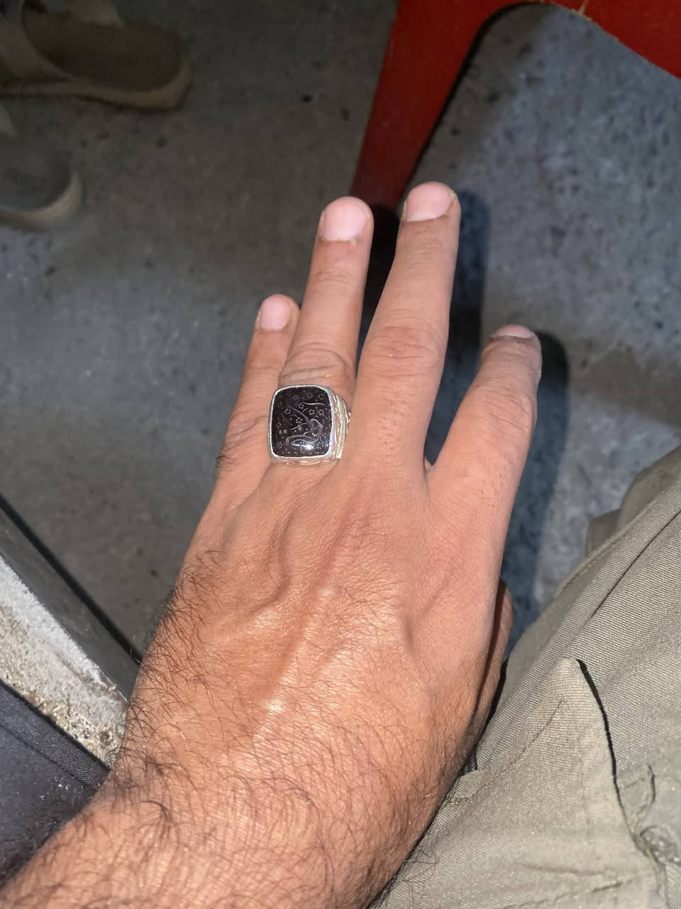 خاتم عقيق يماني اسود صياغة يدوية


**إذا كنت صاحب هذا الإعلان وتريد حذفه لأي سبب، رجاءا أرسل رسالة إلى الدعم الفني**