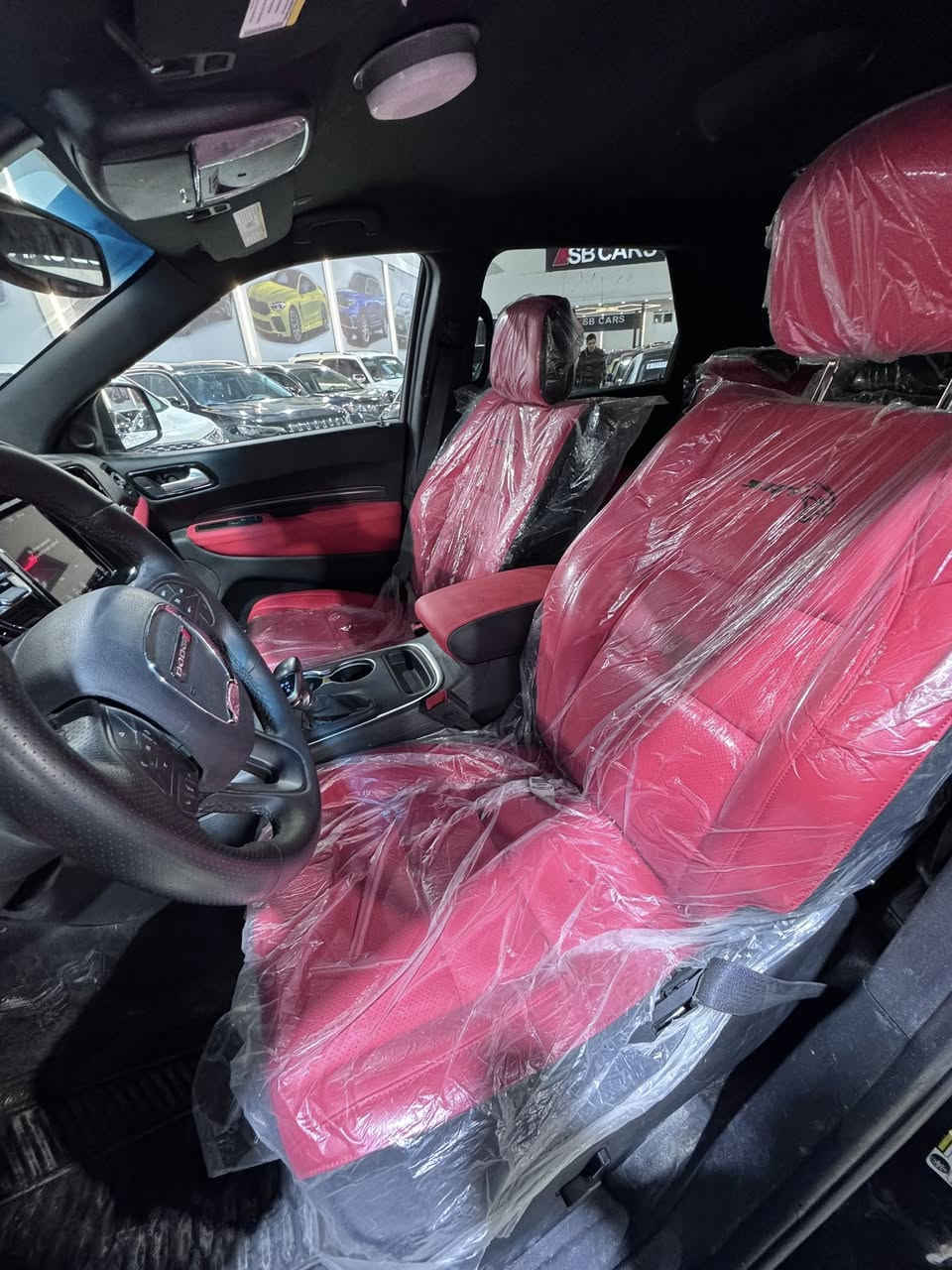 Dodge Durango2025
سعر بلاشش🔥١٩٧$🔥
***********
***********

موديل ٢٠٢٥
ماشية فقط ١٥٠٠ مايل
مواصفات GT
محرك v6 3500
٧ راكب
شاشة كبير
داخل احمر
دفع رباعي
كراسي كهرباء ،جلد،تدفئة 
بصمة
تشغيل عن بعد
وياله ٢١
ضرر❌٥ قطعه و ربع قمارة ابيعه صبغ عام
موجودة 📍اربيل معرض S.B cars 🚘 
بدون رقم تترقم شمالي ٢٦ ورقة

***********
***********
