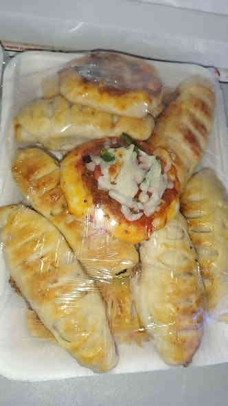 تم تجهيز 💐
قالب كيك ب6 الاف حجم وسط 
كيلو كليجه 5 
معجنات 10قطع ب5 
للحجز وتساب ***********
