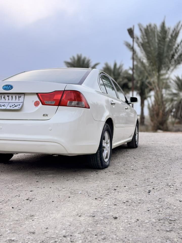 السلام عليكم
اوبتيما موديل 2009
كير مكينهً جدد 
تبريد ثلج
حداديه 80‎%‎
ملاحظه سياره صبغ حزام وتبديل بنيد
سياره جاهزه وكلش حلوه من كل نواحي
سياره معروضه بسعر 110 وبيه مجال 
مكلف بالنشر للاستفسار الاتصال 

‭0781 048 9873‬
