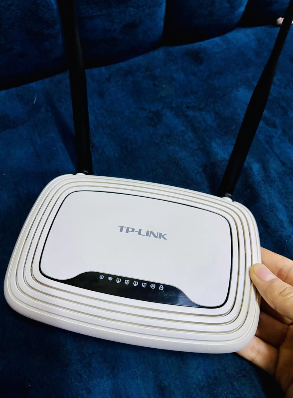 للبيع
راوتر TP-Link حالته ممتازه 
كامل ملحقات

 

ب10 فقط

اذا شرايه تفضل خاص او اتصل 

***********
