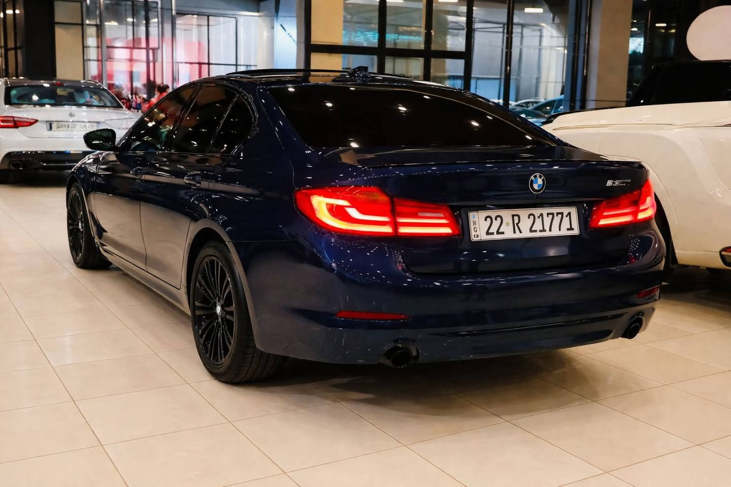 �🔥 فرصة ما تتعوض 🔥🔥
للبيع بي ام دبليو 530i موديل 2019 (فول مواصفات)

✨ سيارة فخمة + أداء عالي + راحة مطلقة

المواصفات:
✔️ فتحه سقف
✔️ شاشه كبيرة + نظام ملاحة
✔️ كاميرات + حساسات
✔️ بصمة تشغيل + دخول ذكي
✔️ كراسي جلد كهرباء مريحة
✔️ إضاءة LED حديثة

تفاصيل السيارة:
✔️ نظيفة جداً وشغل مرتب
✔️ حادث بسيط جداً (غير مؤثر)
✔️ صبغ (جاملغ خلفي + باب خلفي)
✔️ جاهزة للفحص بأي مكان

📍 الموقع: بغداد

💰 السعر: اتصل

📞 ***********

⚡ سيارة جاهزة للاستخدام الفوري وما تحتاج أي مصروف
