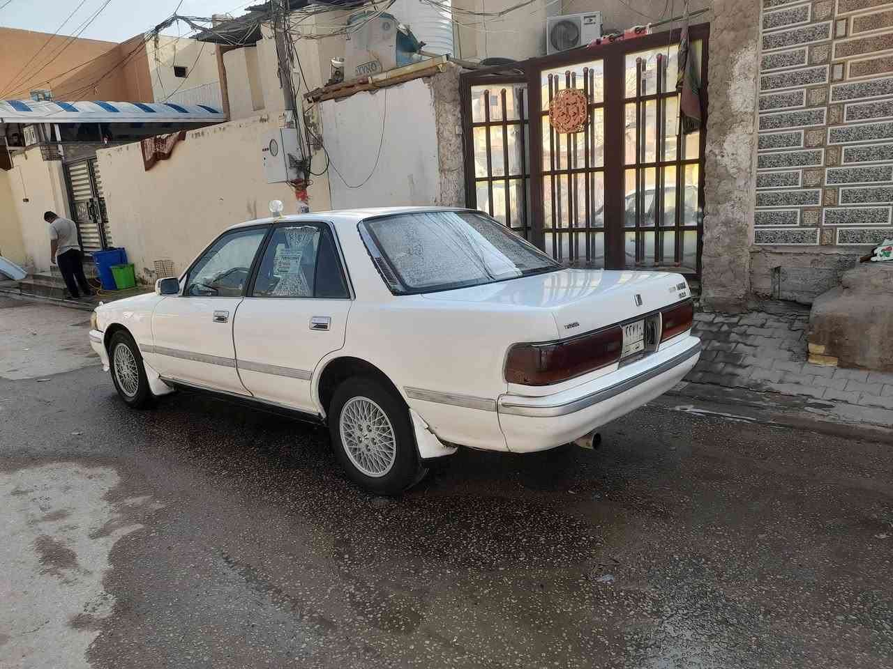 سلام عليكم خوان هاي مارك تكم       سياره للبيع  محرك  ٤ سلندر كير تبريد تخم تاير مداور ثاني يوم مكان سياره نجف موديل ٩١ رقم ألماني نجف  مداور  شاشه تخم  سماعات سنتر  ريمود سبلت شغال سياره  معمره  ومصبوغه عام  بدون ضربه قويه كير اوتو اكسن كهرباييات كل  شغاله بيع ومراوس  سعر  ٤٤ وبيهه مجال  محرك  ينقص دهن شراي يتصل على رقم ويدلل  ***********  سياره حلوه ونضيفه مال جناي
