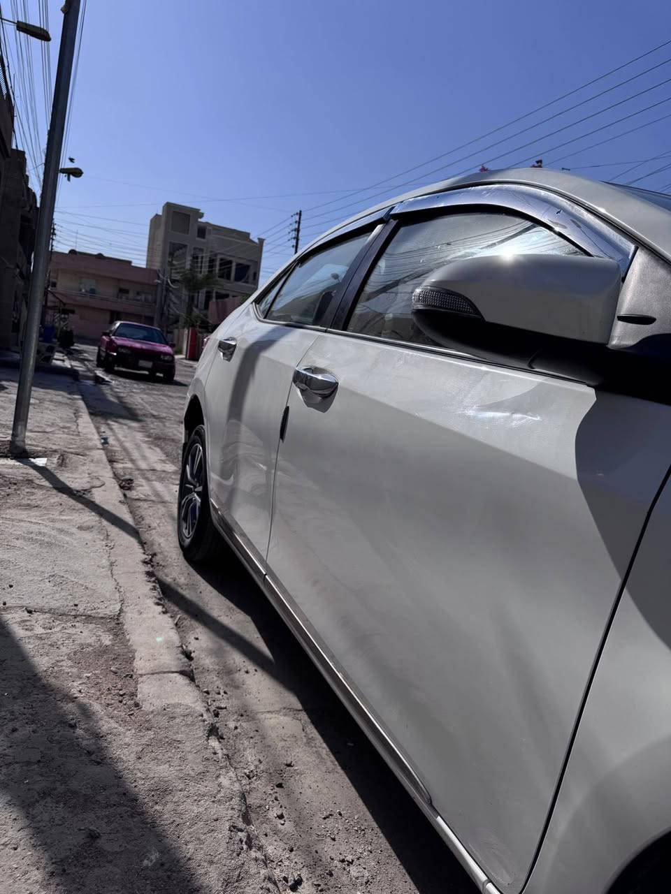 السلام عليكم... كورلا خليجية 2015 استلام الشركة العامة  محركها 1600 وفيها نظام الايكو

ماشية 125000الف كيلو سيارة مكفولة مابيها اي ضرر فقط بارد بل جاملغ أيمن على كد اصبعين يعني طعجه مو ضربة ودعامية شخط غير هذا ماكو  السيارة على ايدي محرك كير مكفولات صدر جديد شاشة لابتوب كاميرا وصور كدامك 
سعر السيارة143$ وبيها مجال قليل العنوان بغداد حي الجهاد قرب مسبح الرافدين ‭٠٧٧١ ٣٠٦ ٧٢٩٩‬
