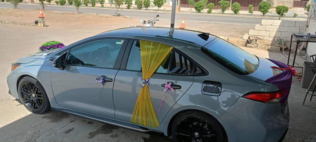 السلام عليكم عندي تيوتا كورلا بيع او مراوس SPORT APEX موديل 2022 مواصفات خاصة رقم بغداد معوقين المعوق من بغداد بيها جاملغ وبنيد بدون دواخل مواصفات
🔘بصمة
📱شاشة جبيرة 
🔝ابل كار بلي 
🔈سستم صوت 
🔜قمارة اسود بلادي 
☑️مري اسود اشاير بالمري 
®️كير 10 نمر 
♾️سبايدر بلادي اسود 
🛞ويل كروم اسود بلادي 
✔️هند بريك بصمة 
💲مكينة 2000 
🔝نظام سبورت يم الگير 
♾️داخل 3 اللوان ابيض اسود رصاصي 
💲لايتات زنون 
🔘لدات امامية 
☑️بك لايت لد 
🟤صوت صالنصة بلادي كزوز رياضي 
🔝دوسات اسسود بلادي 
💲لحية امامية بلادي اسود 
وبعد بيها مواصفات السيارة جديدة ومعتنين بيها

السعر 150 وبي مجال حگ الجيه

 العنوان كركوك قضاء الحويجه (بيها ملاحضات بصيطه )رقم الهاتف ***********
