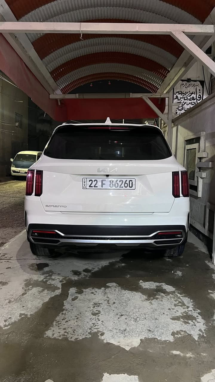 السلام عليكم سورنتو 2023 فول 1/1  6 سلندر 5 كامرات ماشيه20 الف  جديده سياره كفاله عامه ماعده بارد كد إصبعين بعدها بضمان شركه بأسمي السياره للبيع او المراوس ب احدث السعر305 ورقه وبيها مجال للاستفسار ***********
