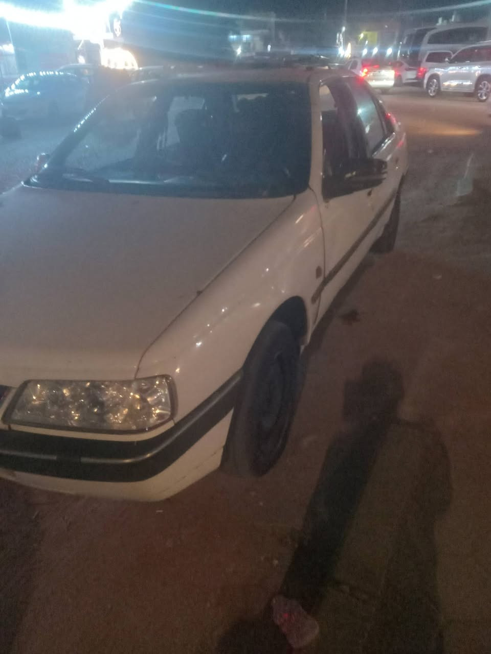 بيجو لبيع
السعر ٢٧ 
مكان النجف نصر مهندسين 
***********
