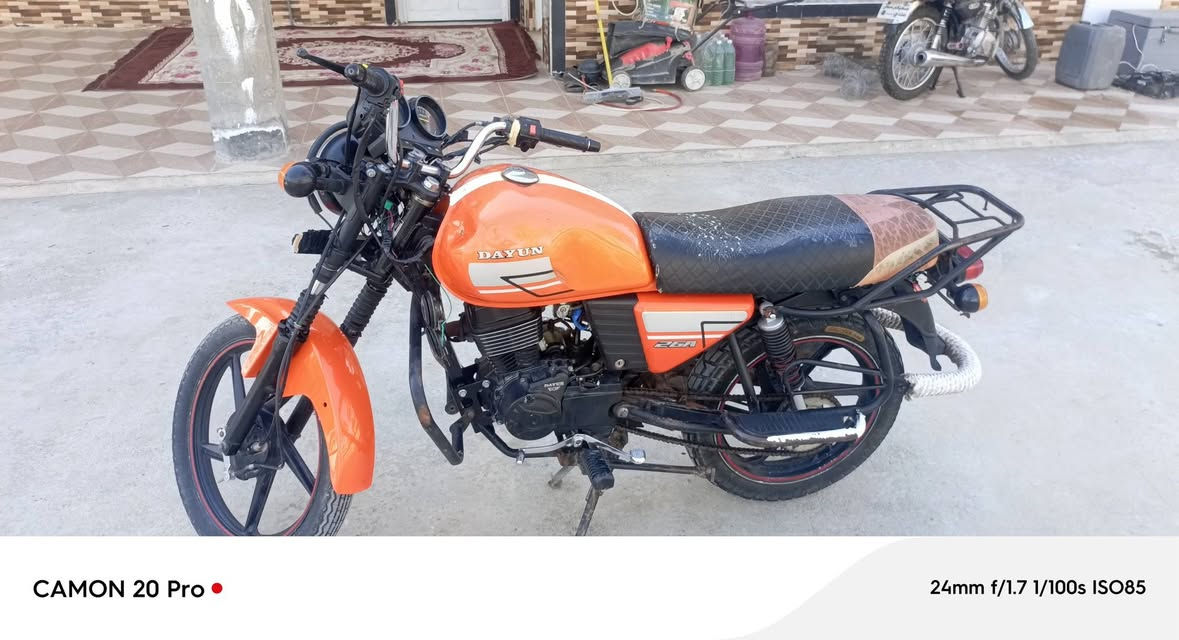 السلام عليكم ورحمه الله دراجه دايون نفخ موديل 2019اوراق كامله اصولي اصولي مانقصها شي نكره سلف كهربائات كامله لايت زنون عالي ناصي اي نقص مابيه 850وبيها مجال محتاج ابيعها باسرع وقت مكان الدراجه حله عنانه قرب السيطره ♥️ رقم ***********
