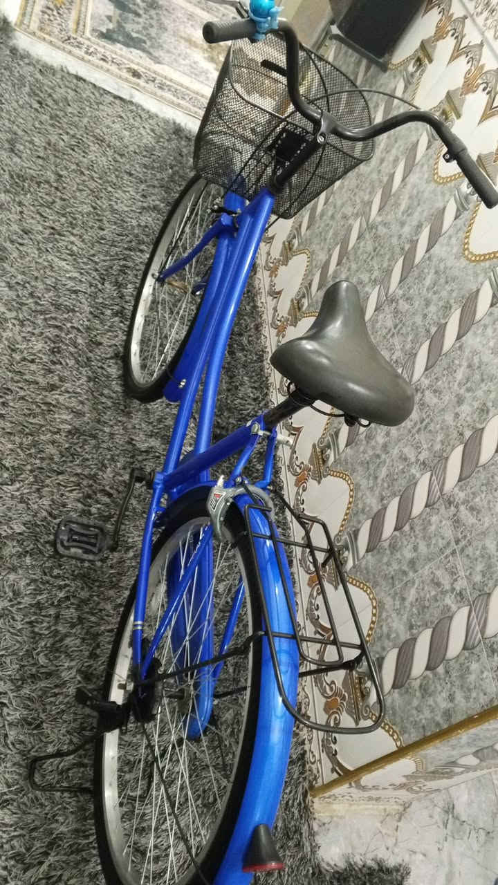 السلام عليكم من رخصت الادمن عندي هاذا باسكل بايدر جديد قليل الاستخدام ماصار شهر من أخته مابي اي نقص 
البايسكل كامل بيه قفل وسله تايرات جدد وكبار البايسكل فول نضاف جاهز من كلشي حجم 26 باسكل جديد بعده زيرو السعر 85الف وبي مجال الشراي المكان الرمادي شارع 20 التواصل على هاذا الرقم ***********
