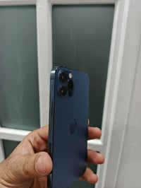 آيفون ١٢ برو • ١٢٨ • واي فاي عاطل