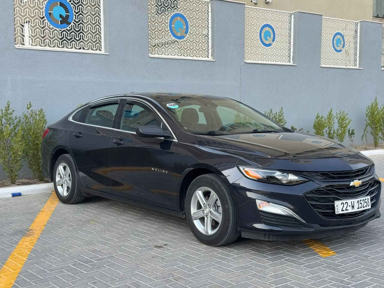 شوفرليت ماليبو
2023 

لون نفطي 

مواصفات LT 

بجم  كبس بدون ايرباك بدون دواخل  جاملغ خلفي صبغ والثاني تعديل بارد  حادث بسيط 

جاهزه بدون اي نقص 

السياره مرقمه اربيل - رقم وفحص وسنويه وهزه جديد

بصمه

ابواب بصمة

شاشة ايباد

تبريد لمس شاشه منفصل 

كاميرا

رادار امامي 

بلاجكتور

تحديد السرعة

تحديد المسار

السعر 138

***********
