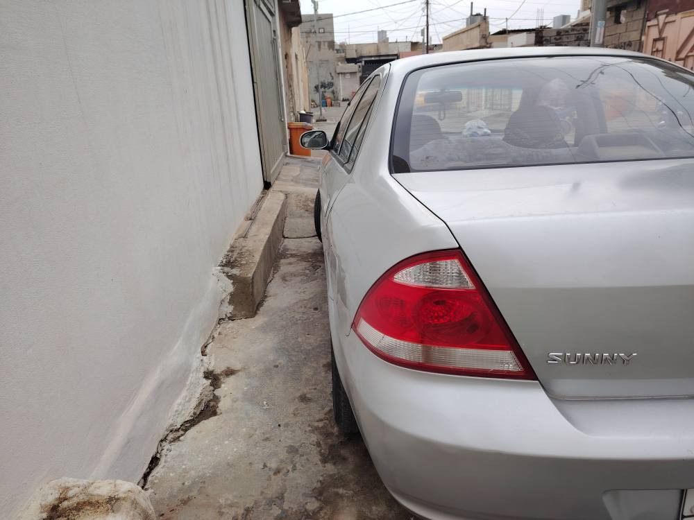 صني كوري ٢٠١١ محرك ابيض لاصرف ولابغار *********** مكان كركوك ومااجاوب تعليقات فقط باب خلف سايق شبر بي صبغ خفيف ودفتر بنزين بيها كركوك, العراق
