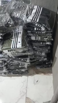 كميات • ملابس • على الطبيعة