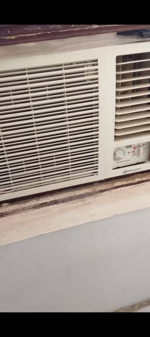 مكيف جديد شغال حار تبريد مكانه بلديات السعر 250 والشرايبي مجال ***********
