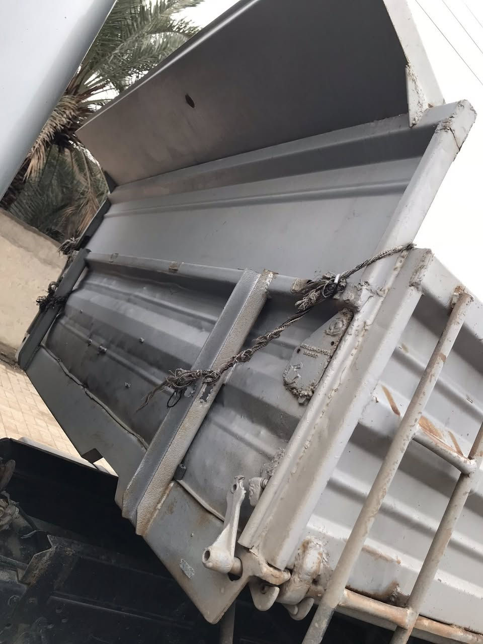 للبيع 
رقم صاحب البدي ***********
