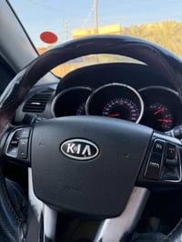 سورنتو ٢٠١١ • ٦ سلندر • وارد خليجي