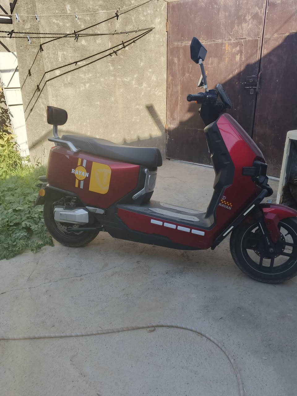 دراجة شحن الريان  وحش الكون
بيها فطر بالكفر و تحتاج تبديل بطاريات 

السعر 600 و بيها مجال بسيط


**إذا كنت صاحب هذا الإعلان وتريد حذفه لأي سبب، رجاءا أرسل رسالة إلى الدعم الفني**