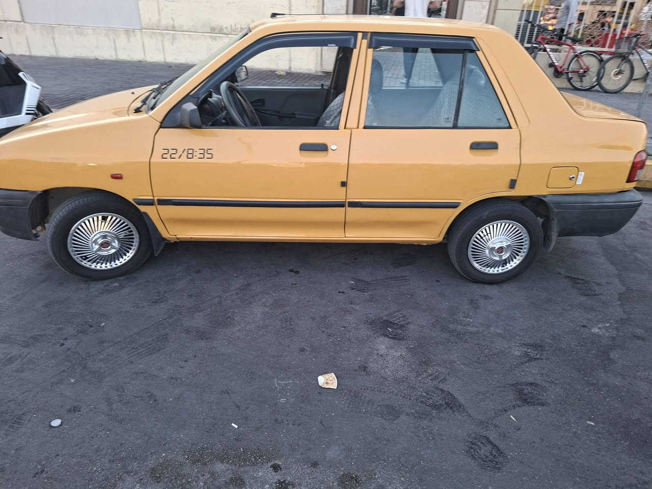 سايبه موديل ٢٠١٥ بلاد بأسمي شواصي مكفوله من صبغ وضربه السعر ٣٨ مكان بسماية 
رقم ***********
