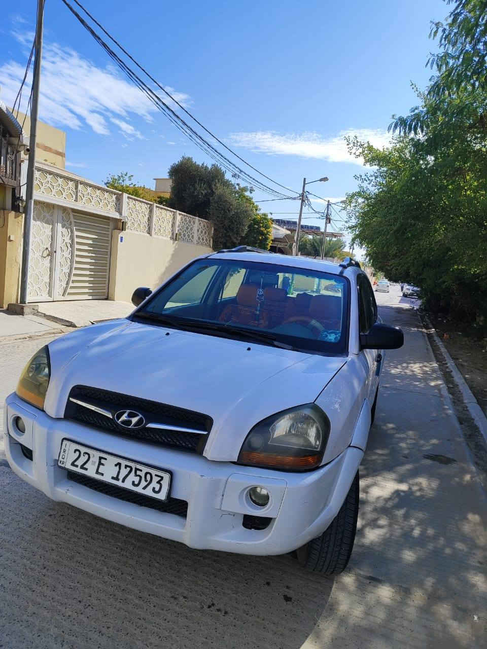 السلام عليكم 
اقره التفاصيل كامله بيع مستعجل
للبيع توسان 2010خليجي مكينه 2000 دوش رقم اربيل السياره جاهزه كير مكينه حداديه تبريد تخم تاير كله جديد السياره احلا من الصور وما ناقصها شي

السعر 125وبيها مجال مكاني النجف
للاستفسار الاتصال ع الرقم*********** النجف, العراق
