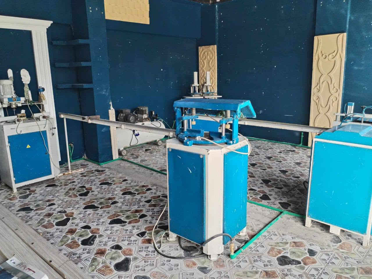 معمل للبيع 
سعر مناسب جدا 
العنوان كربلاء طويريج 
***********
