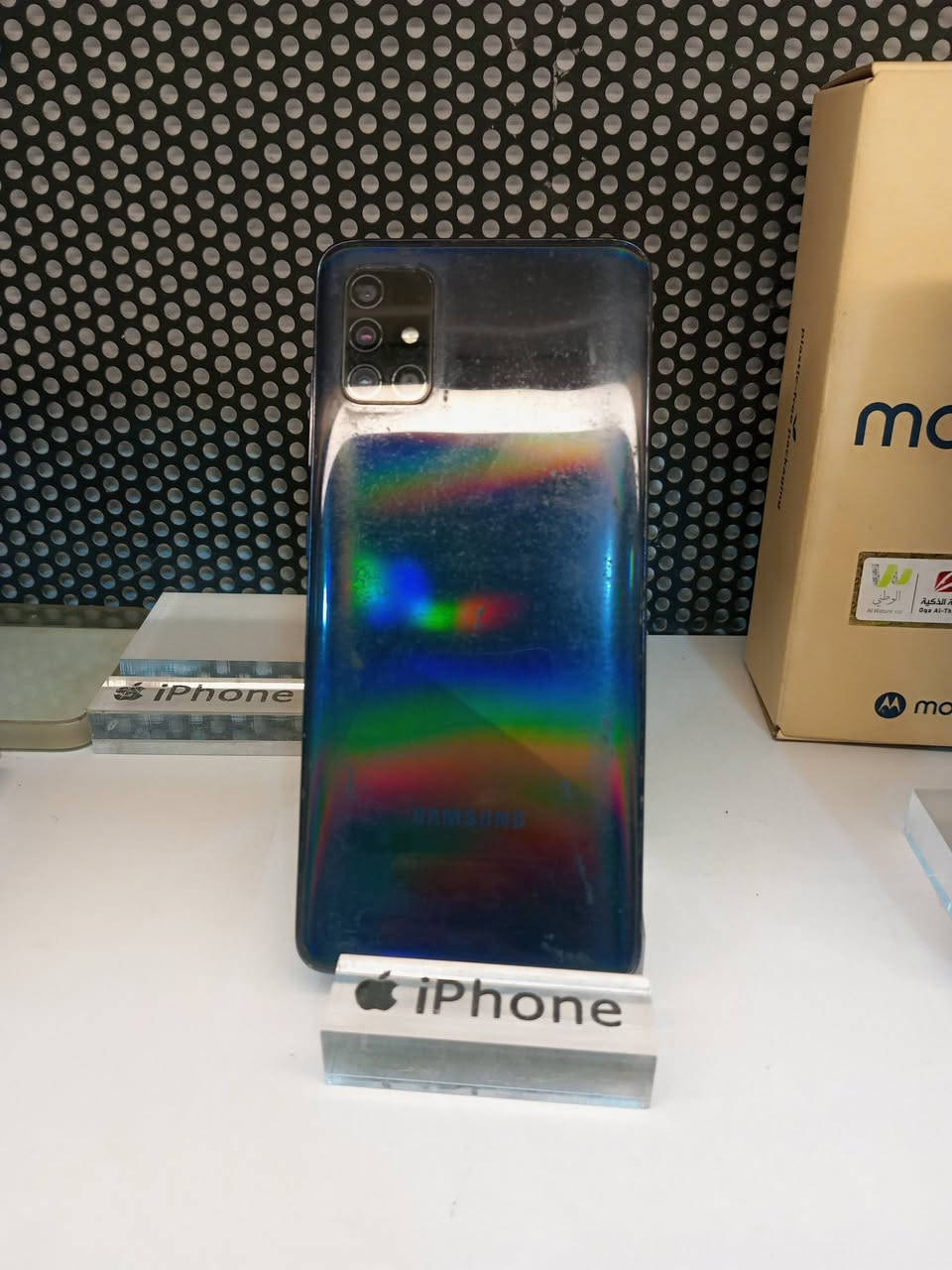 السلام عليكم 
اجهزة مستعملة للبيع باسعار مناسبة
المكان القاسم حي العسكري 
للاستفسار خاص او ***********
