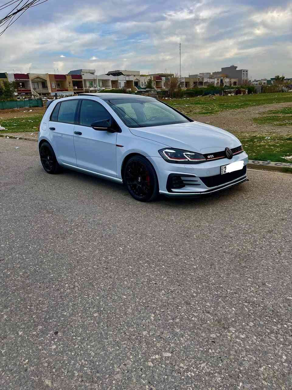 Golf 💎🌹GTI MK 7:5 ✈️🌹لون سمنتي فاتح احلي 👌
2020     فول فول مواصفات 🌹
پانۆراما
کشن جلد
کشن کارەبای
کشن گەرم(هیتر) تبريد مركزي
بصمة
يدة بصمة
کامیرا
شاشة گەورە (کبیرة)و دشبول الكتروني 
🌹ئاوێنە ڕادار( مرايا رادار)
Carplay 
Auto start stop 
بەگلایت لید بلادي
لایت لید بلادی محرک (daynamic)
بلاجکتور
دفیوزر پێش و پشت ( بجم و خلف) TCR
گێر و مەکینە بە شەرت ( گیر و محرک بشرط)
بەناو کردن بە شەرت (تحویل اسم بشرط)
                                                 سيارة ٢ قطعه صبغ للجماليه يعني بدون دعم بدون دواخل و ارباك شرط 👌 ..               سعر سيارة (١٧٧) ورقة مجال مكان اربيل (***********)كورك واتساب 🌹
