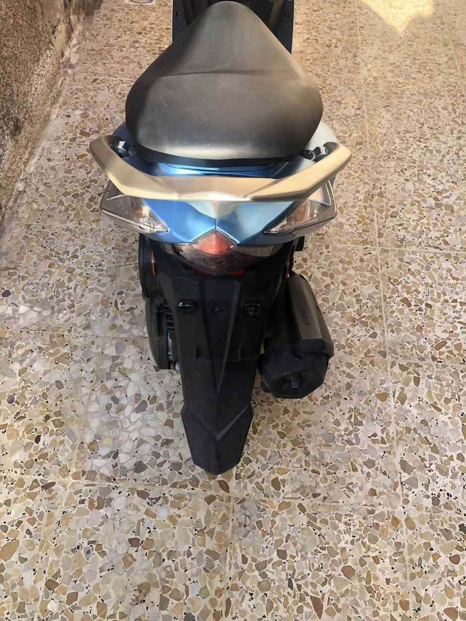 سلام عليكم شباب ماكس حديث للبيع مكينه تخبل 
دراجه مناقصه اي شي تعال ونكر وطلع سعره ٦٥٠ 
جوه السوك مكاني مدينه الصدر رقمي ***********
