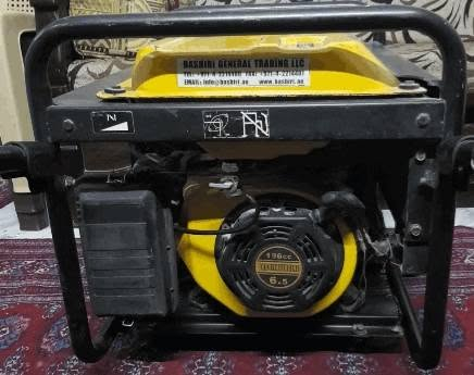 ياجبار يارب 
للبيع مولدة ماركة راتو الغنية عن التعريف (  RATO  ) بتعطي ٢٠٠٠ شمعة فعلي صوتها كتير ناعم لتر البانزين بيشغلها ساعتين مرش وحبلة وألها دواليب ومسكات موجودة بالتل للأستفسار اتصال. 
٠٩٤٤٤٣٧٠٤٤ 
او واتس. 
٠٩٩٧١٣١٦٧٠


**إذا كنت صاحب هذا الإعلان وتريد حذفه لأي سبب، رجاءا أرسل رسالة إلى الدعم الفني**