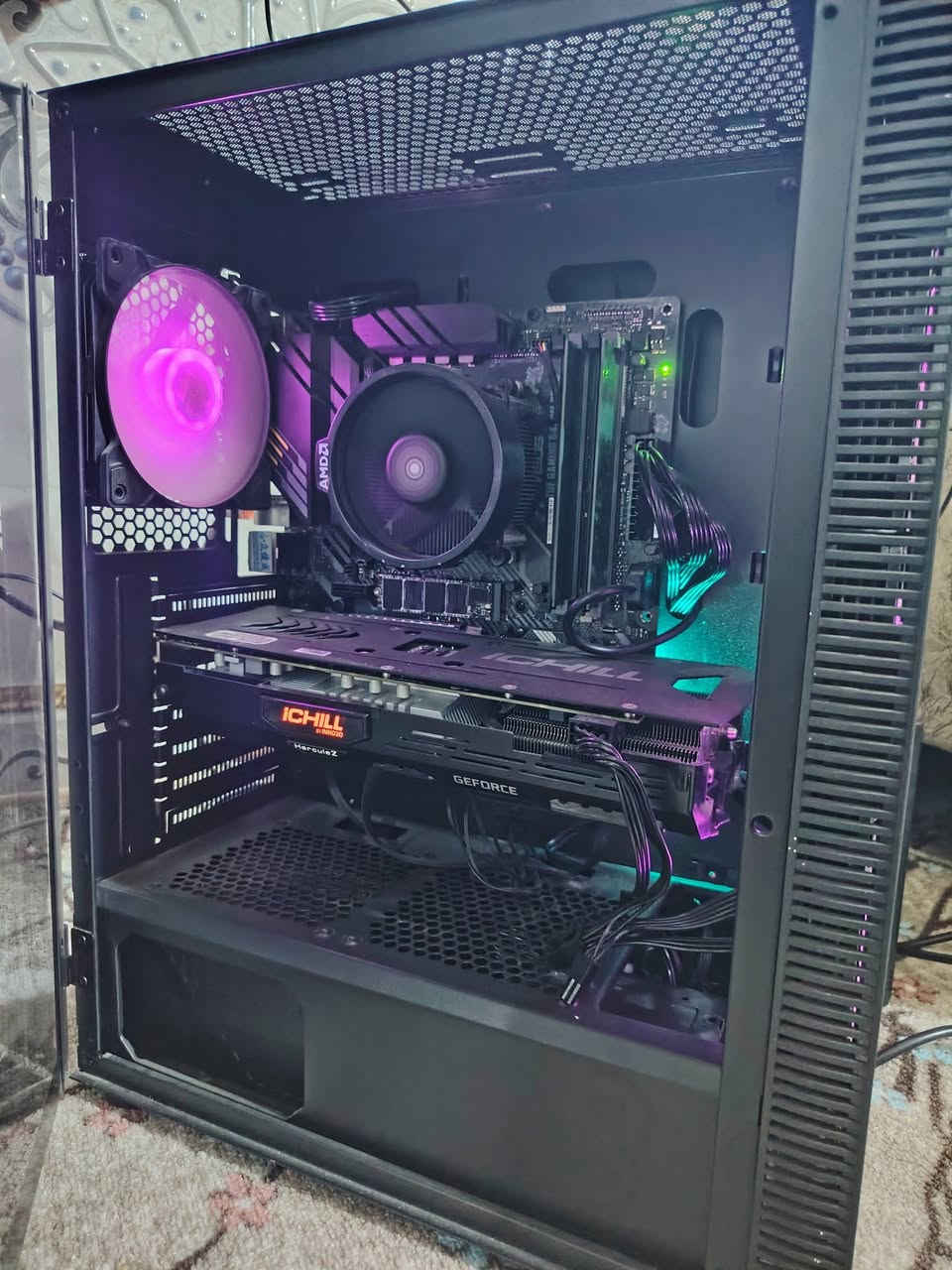 PC للبيع
المعالج:رايزن 7 3700x
كارت الشاشة:RTX 2060 ثلاث مراوح
مذربورد:B450
الرامات:16 3200
SSD128
HDD500

الشاشة من شركة MSI
180هيرتز
حجم 24
 سعر الكيس فقط 650
وإذا وي الشاشة 750
مكاني واسط


**إذا كنت صاحب هذا الإعلان وتريد حذفه لأي سبب، رجاءا أرسل رسالة إلى الدعم الفني**