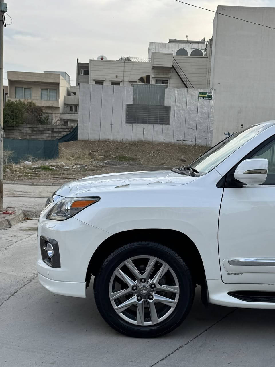 ليكزز   2013   خليجي  بريمى   فول  مواسفات LX 570

اللَّهُمَّ صَلِّ عَلَى مُحَمَّدٍ وَعَلَى آل مُحَمَّدٍ

رقم /    ***********

🔷ليگزز   2013    بريم  اصل  داخل  مشمشي

🔷سياره مواصفات معروفه ( بريم )

🔷 سياره (٦ ) كوشنات كهرباي (٤ ) دگم

🔷سياره (8) ايرباكات _ (٣ ) شاشات

🔷سياره (٢) بصمه بيلادي موجود

🔷سياره ماشيه  136    الف كيلو حقيقي

🔷4 اطارات و ويل جديد شريكه 

🔷سياره داخل مشمشي  كوشنات جلد

🔷سياره محرك بشرت مامفتوح جديد جديد

🔷 محرك (V8) 

🔷سياره حيل نظيفه كلشي علي بلادي اوك

🔷مواصفات

(بصمه .. الانزلاق .. كشن جلد  .. ثلاجه ..  زينون .. هواء مزدوج .. نيظام ايكو .. كوشنات تبريد و تدفية .. رادار
.. ستيرن كهربائى سندوق شفط .. جكات .. بعد 

حساسيه الديك الموخره مرايات .. فتحه ..

تشغيل عن بعد ..  باب بصمه )

🔷نظافه  ١٠٠٪ كامل سيرڤس بدون نقص و مصرف

🔷سياره مال بيت أي نقص مابيها

🔷نفس اليوم / تحويل و وكاله حاظر مباشر
 

🔷 سياره داخل / سليمانيه 

🔷سعر ..  375  $ .. ورقه 

🔷رقم /   ***********  📲
