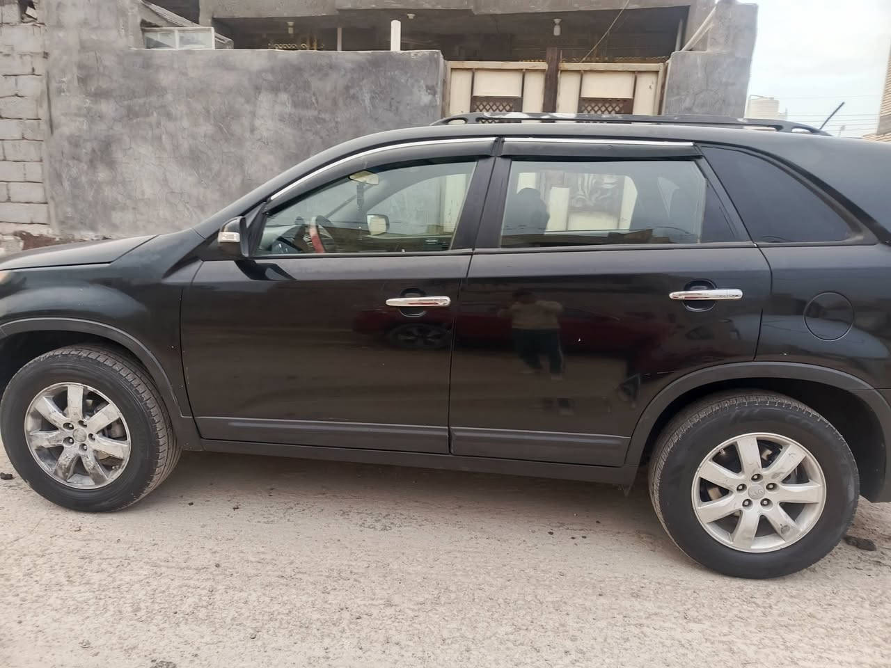 سلام عليكم سورنتو موديل 2013 مكفوله كير مكينه كهرباء شاصي فقط بيهه الجاملق الامامي اليم سايق ما مبدل مصبوغ سعره 125 الاتصال ***********
