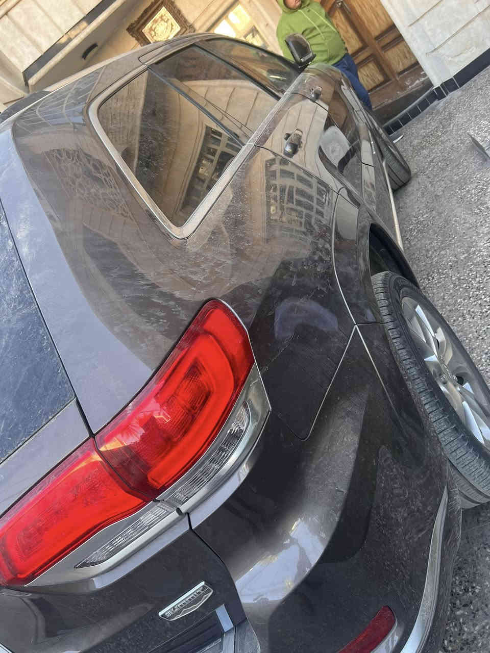 السلام عليكم
جيب سومنت 2021
فول مواصفات 
كشنات كهرباء
رادار امامي خلفي 
مري شفط 
جكات 
***********
