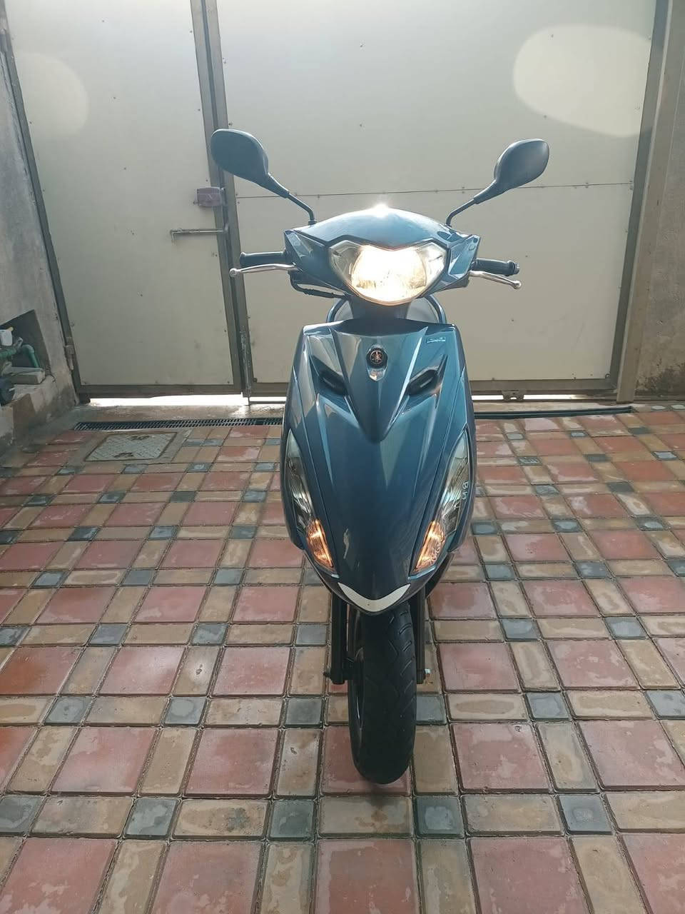 للبيع موديل ١٨ ***********
