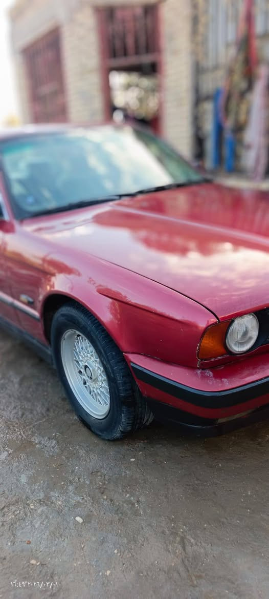 السلام عليكم
بيم 525i اصل

مسكر عدل

ويل خليه

فتحت سقف

جاهزه تبريد ثلج

غرفة جلد 

دواخله كلش حلوة

مصبوغة عام بدون ضربه

محرك كيركفاله

صدر خلفي امامي كله جديد

تخم تاير

موديل 1992

رقم بابل

بسمي 

سنويه29

السعر 65بيه مجال

***********واتساب

***********
