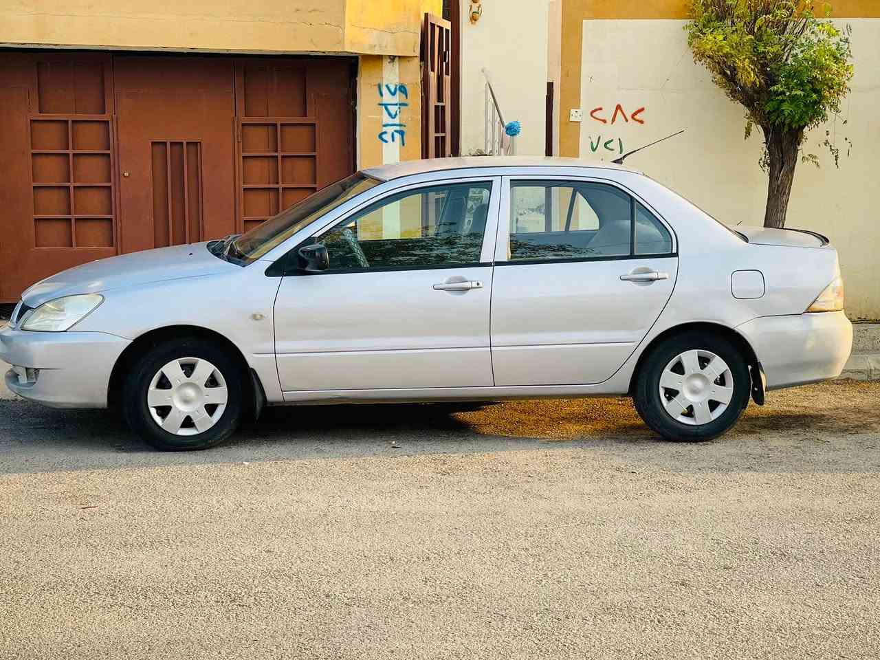 لانسەر ٢٠٠٩ حیزام بۆیاخ بێ دەعم سەنەوی تازەیە تا ٢٠٣٠ بە ناوی خۆمەوەیە هەموو گیانی بە شەرت گێڕ و مەکینە و تەبرید شاشە ئایپاد کامێرا ماڵی دۆستە سعری ٧٢ وەرەقەو معامەلە ژمارە مۆبایل *********** رانية, السليمانية
