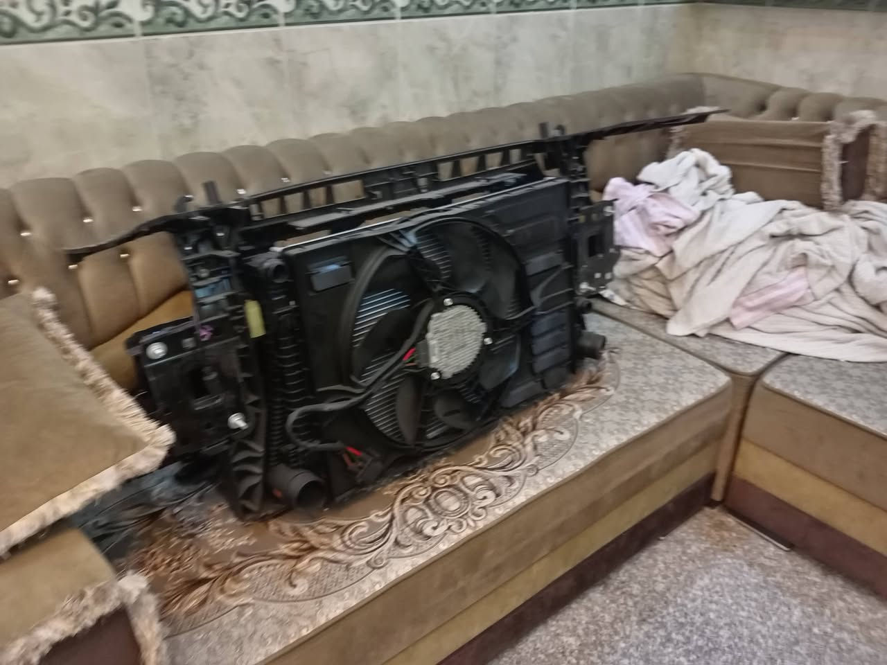 قطع اودي للبيع موديل ٢٣ A3 اتصل *********** *********** مكان بغداد
