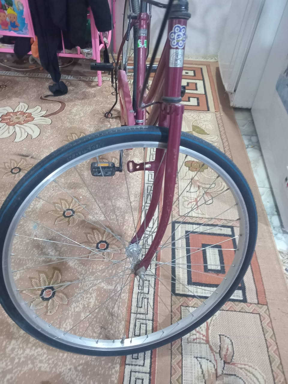 سلام عليكم بايسكل للبيع موديل 18 نظيف كلش السعر خاص او تصال ع رقم الهاتف ***********  المكان ذي قار قضاء الفجر
