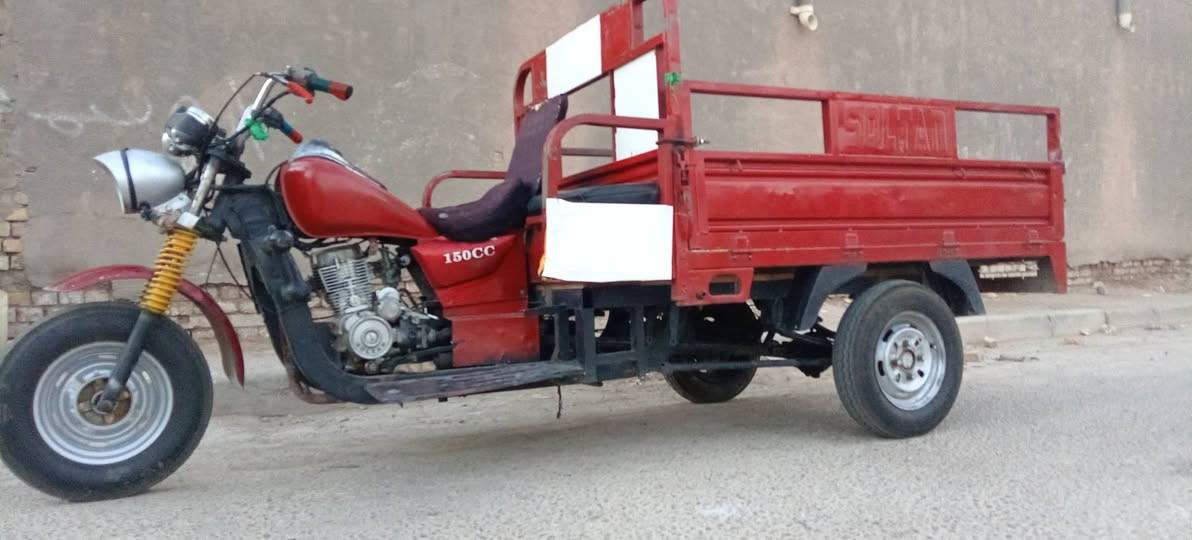 السلام عليكم شباب ستوته نظيفه شاطي نظيف تواير جدد اوراق موجوده لي يريده يتفضل خاص مكان حي الرفاق ***********
