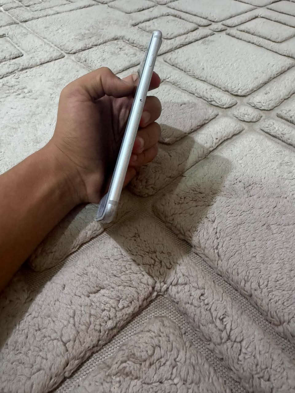 سلام عليكم آيفون ٧ بلاس ذاكره ١٢٨ بطاريه ٥٠ الجهاز مكفول بس شاشه بيها كسر للبيع سعر ٥٠ آلاف قفل عنوان كربلاء حسينيه جريه


**إذا كنت صاحب هذا الإعلان وتريد حذفه لأي سبب، رجاءا أرسل رسالة إلى الدعم الفني**