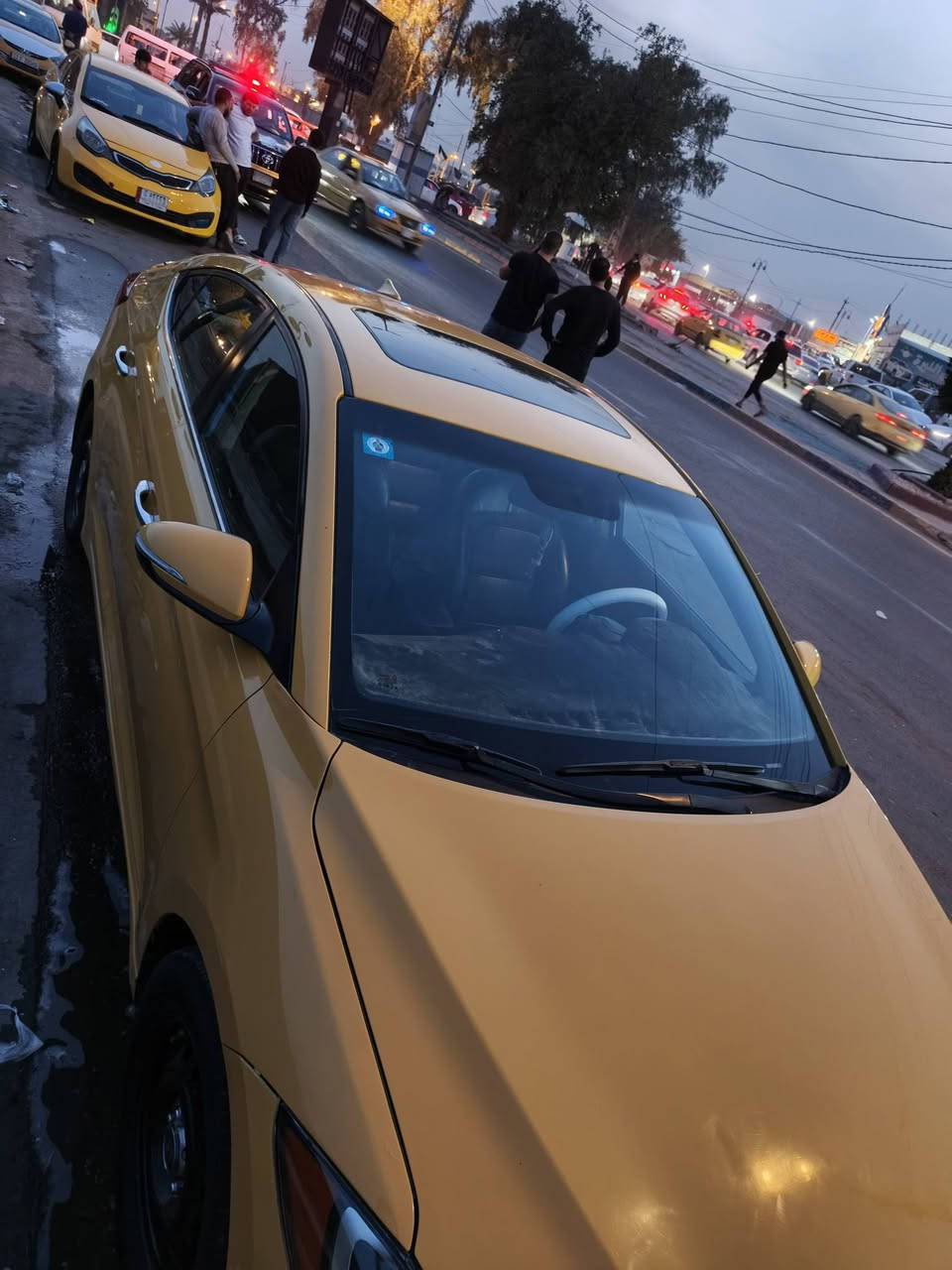 السلام عليكم النترا مديل 2017 للبيع
السياره لمتدد فول مواصفات 
بيها منظومة غاز
تخم تاير جديد 
بأسمي تحويل ثاني يوم
بيها محرك جديد قبل اسبوع شاده
حادثها الي بأمريكا بس صندوك وبل عراق بس بنيد الصور موجوده
السياره كامله وما بيها كل نقص
مكاني بغداد مدينة الصدر
السعر (135) $
للاستفسار ***********
