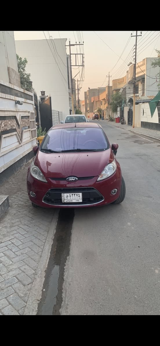 السلام عليكم للبيع فورد فيستا ٢٠١١ گير ومحرك مكفول مكينه ١٦٠٠ ماشيه ٥٠ الف مري كهرباء شفط كهربائيات شغاله سعر ٥٠ ورقه للتواصل ***********
