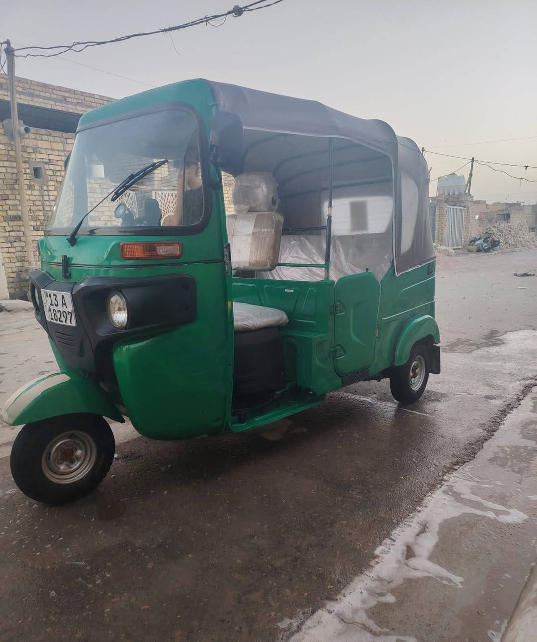 سلام عليكم تكاتك البيع مديل واحد وعشرون مرقم تكتك حلوه ونظيفه راعيه موجود سعر ثمانيه مليون وبه مجل الشراي ***********
