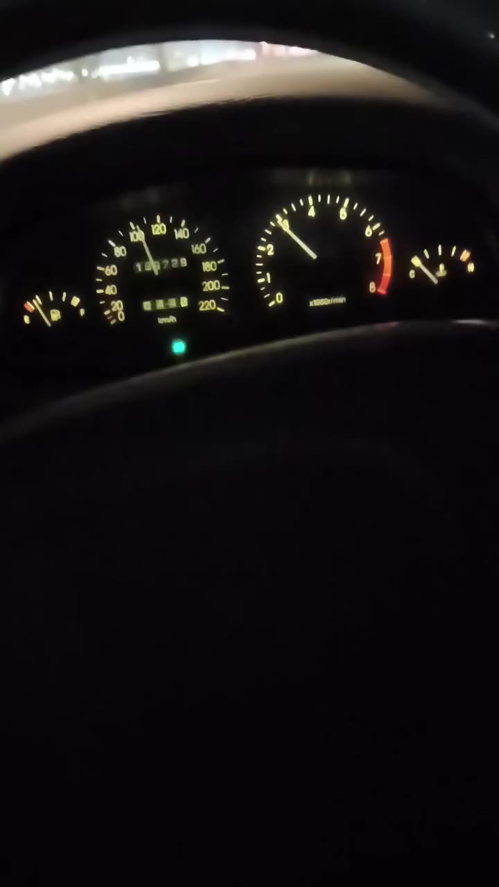 السلام عليكم دايو نوبيرا موديل ١٩٩٨رقم القادسية محرك گير حداديه نضيفه غرفه نضيفه تبريده عوزه فقط راديتر وشحن غاز مكان السيارة النجف 
السعر ٤٠وبيه مجال للاستفسار أتصال***********
